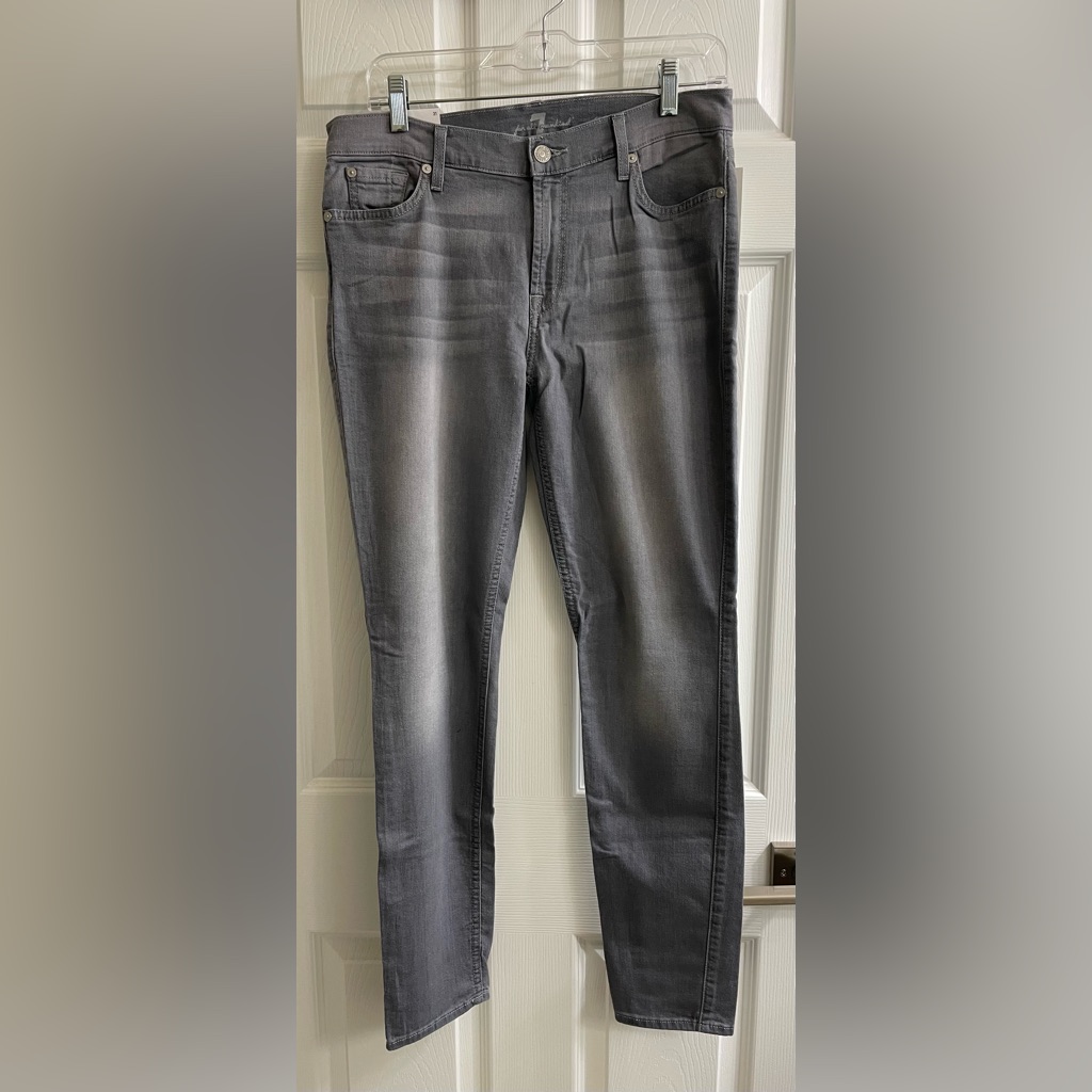 Nwt! 7 For All Mankind Gwenevere Women’s Gray Denim Skinny Jeans Size 31
